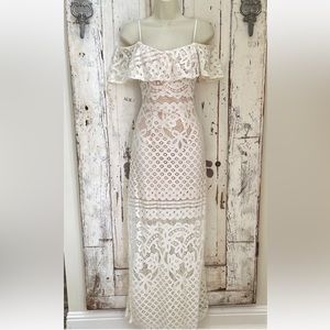 Haute Monde White Lace Off Shoulder Dress M